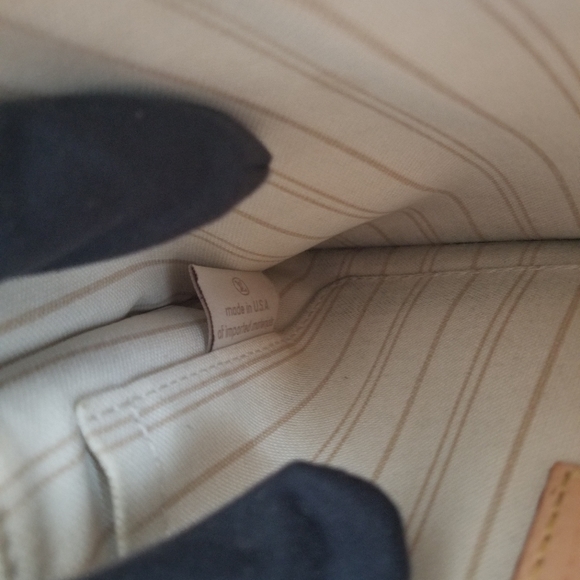 LOUIS VUITTON Neverfull Pouch GM Damier Print - Picture 2 of 16